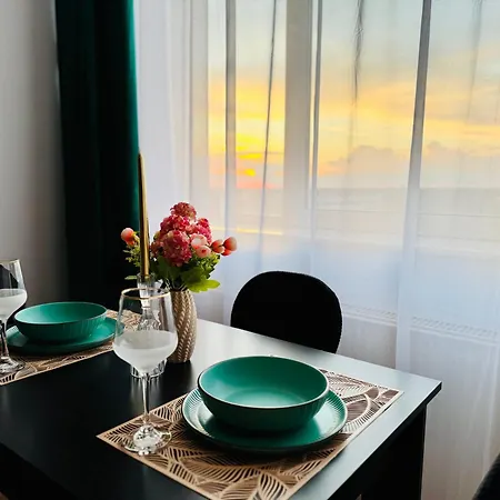 Sholiday Modern La Etajul 8 Cu Panoramica In アパート *