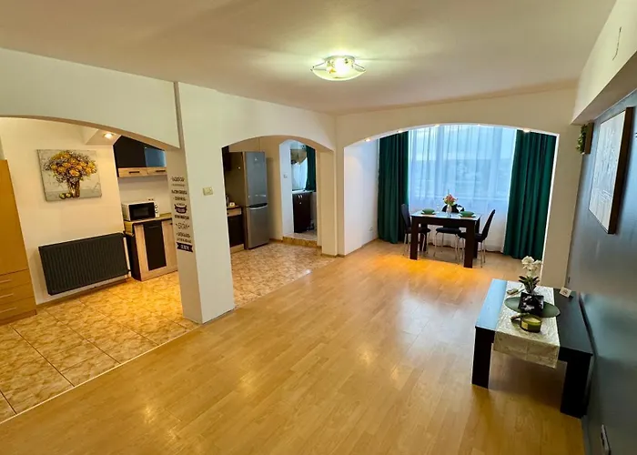 Sholiday Modern La Etajul 8 Cu Panoramica In Apartamento