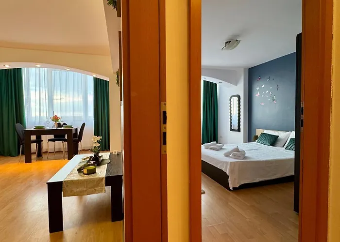 Sholiday Modern La Etajul 8 Cu Panoramica In Apartamento Timişoara