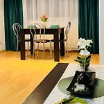 Sholiday Modern La Etajul 8 Cu Panoramică în Appartement Timişoara